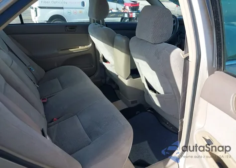 2004 Toyota Camry Le from USA, damaged, VIN 4T1BE32K54U351894